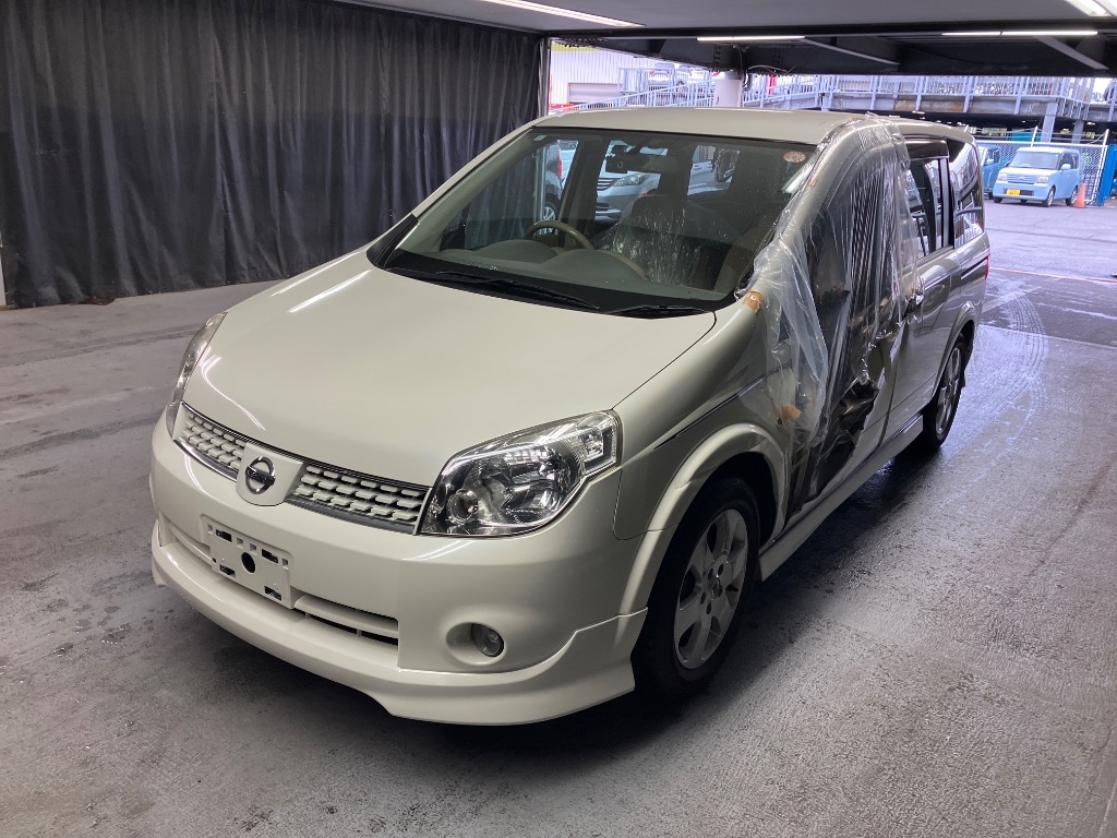 NISSAN LAFESTA