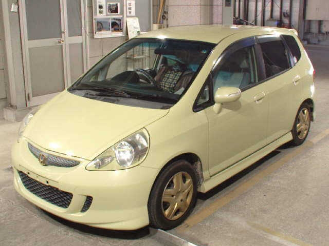 HONDA FIT