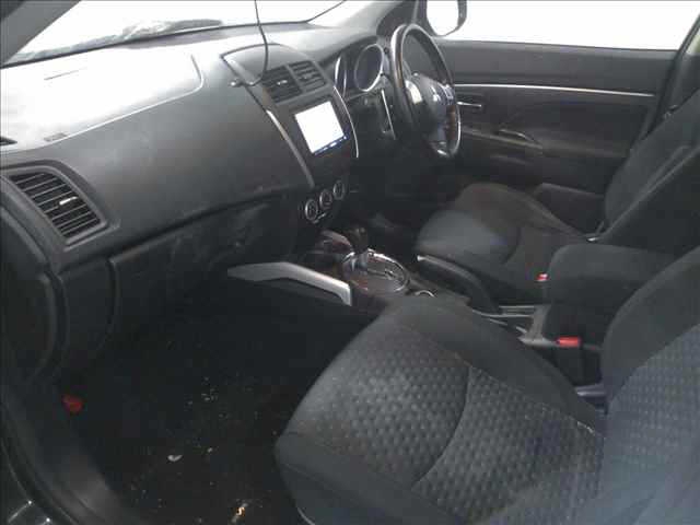 MITSUBISHI RVR