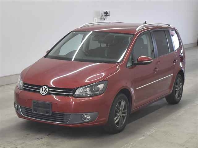 VOLKSWAGEN TOURAN