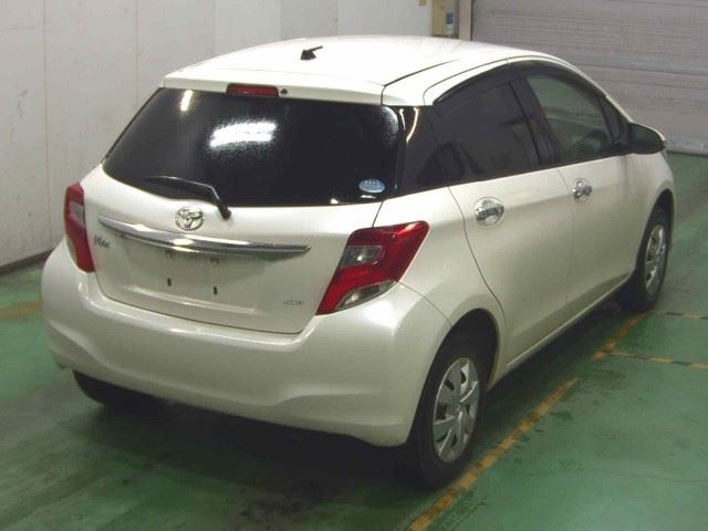 TOYOTA VITZ