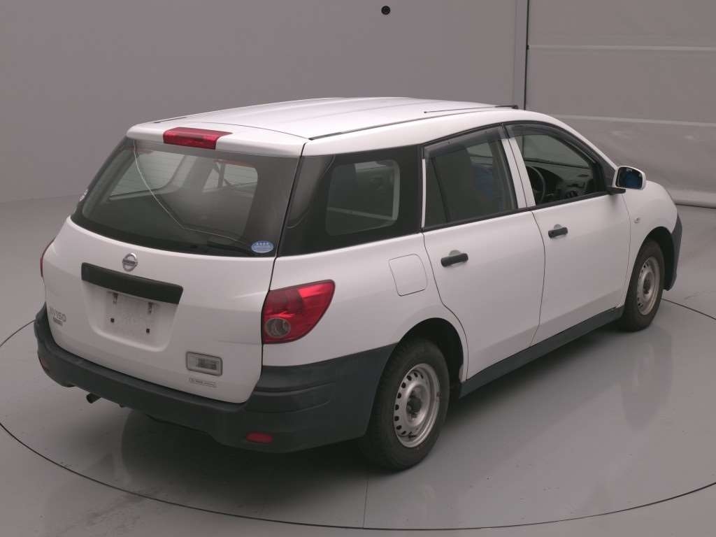 NISSAN AD