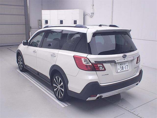 SUBARU EXIGA CROSSOVER 7