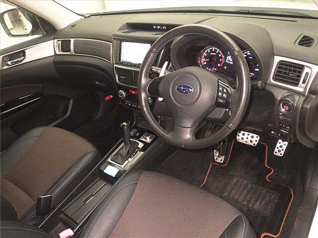 SUBARU EXIGA CROSSOVER 7