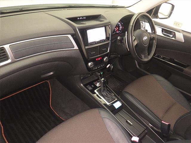 SUBARU EXIGA CROSSOVER 7