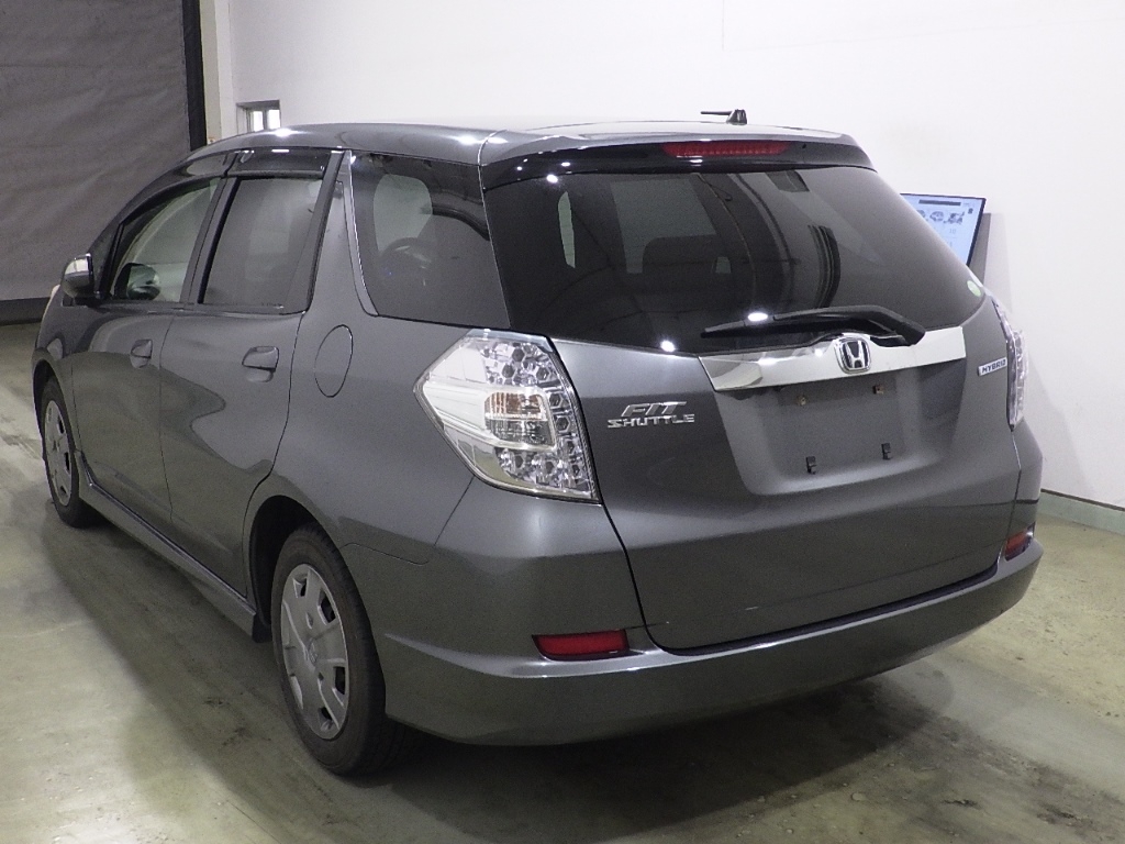 HONDA FIT SHUTTLE