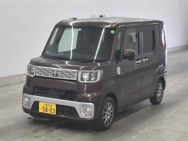 TOYOTA PIXIS MEGA