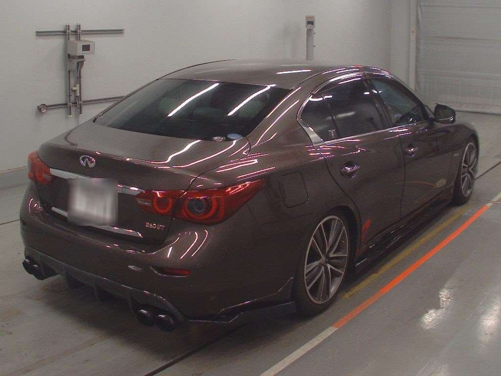 NISSAN SKYLINE