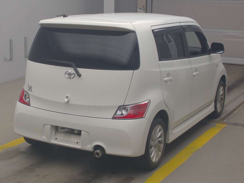 TOYOTA BB