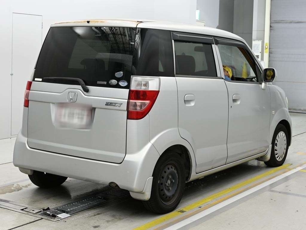 HONDA ZEST