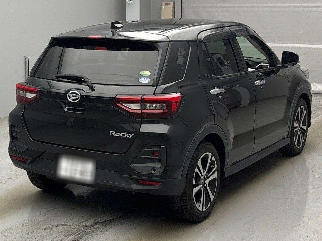 DAIHATSU ROCKY