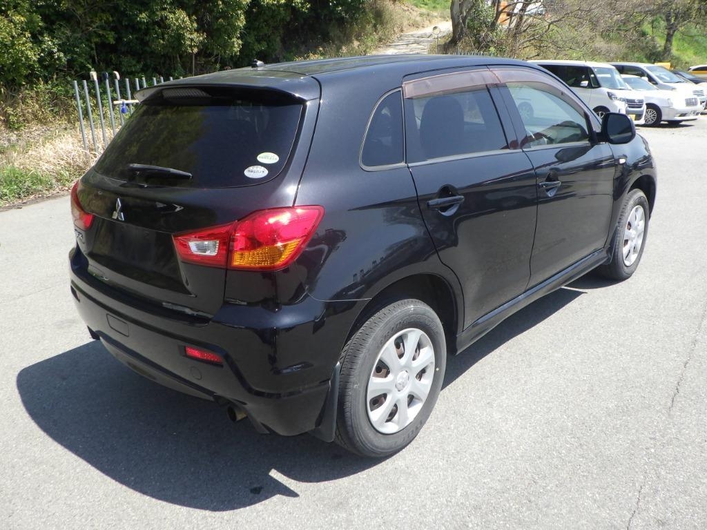 MITSUBISHI RVR
