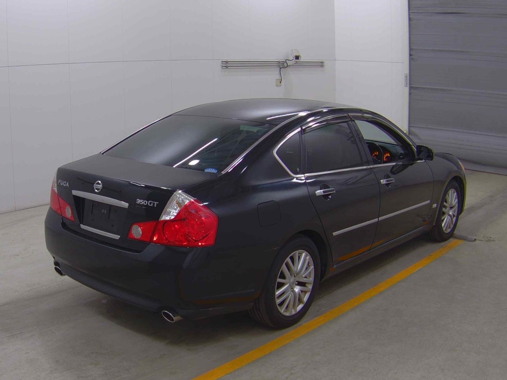 NISSAN FUGA