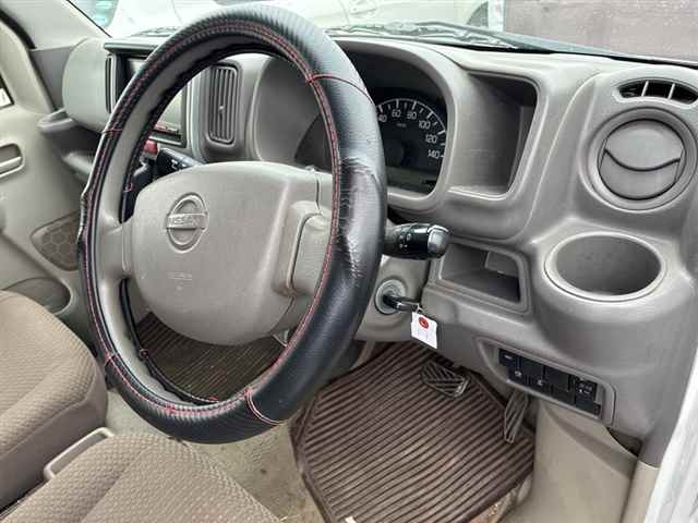NISSAN NV100 CLIPPER