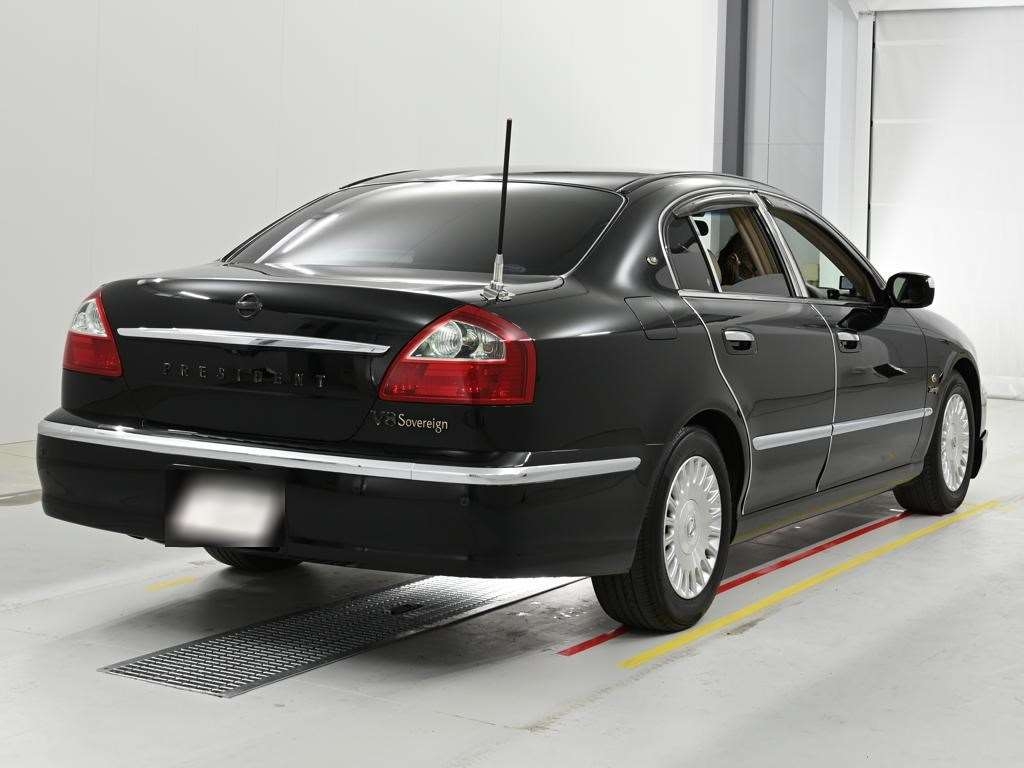 NISSAN PRESIDENT