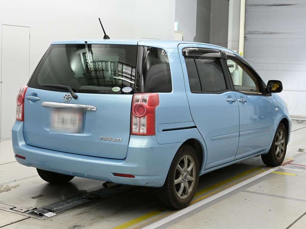 TOYOTA RAUM