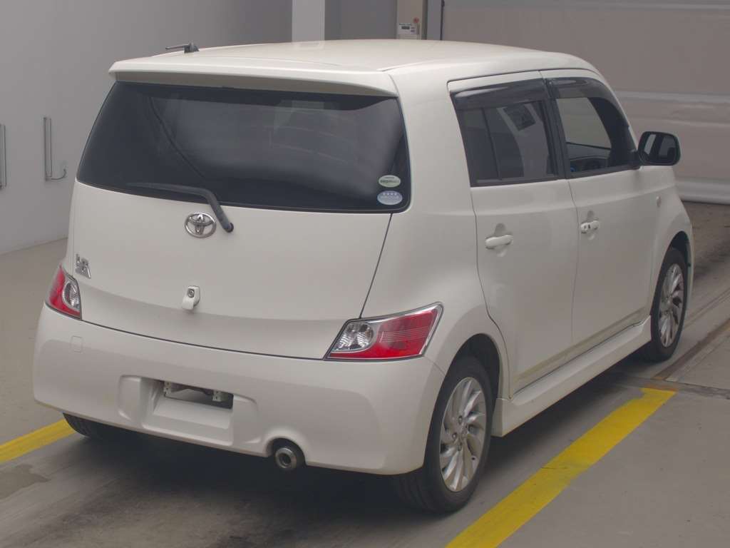 TOYOTA BB
