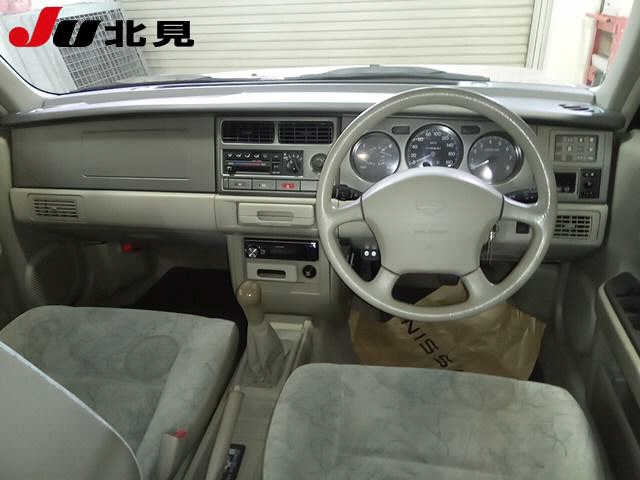 NISSAN RASHEEN