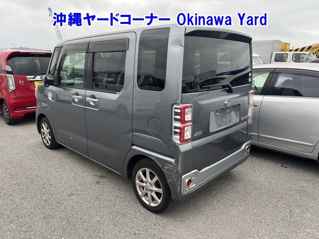 DAIHATSU WAKE