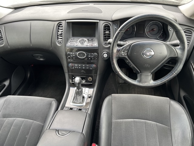 NISSAN SKYLINE CROSSOVER