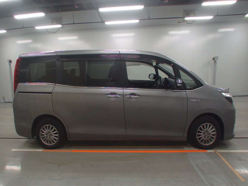 TOYOTA ESQUIRE
