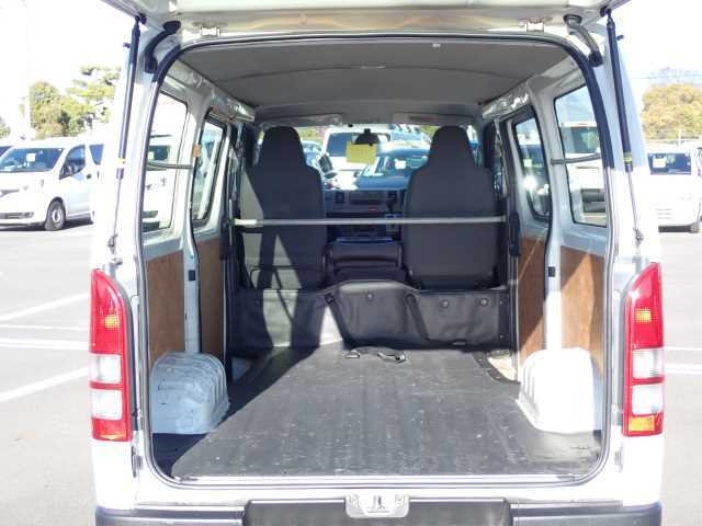 TOYOTA REGIUS ACE