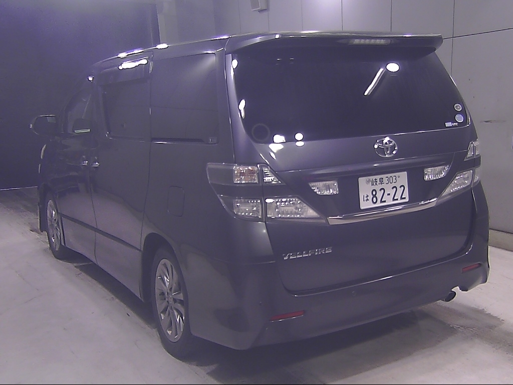 TOYOTA VELLFIRE