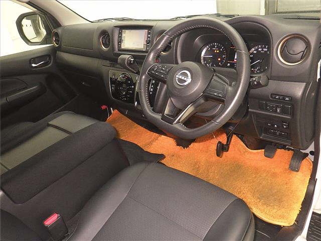 NISSAN CARAVAN