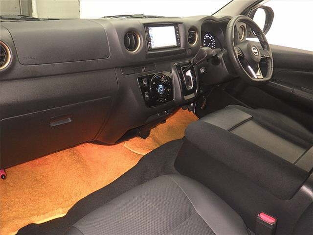 NISSAN CARAVAN