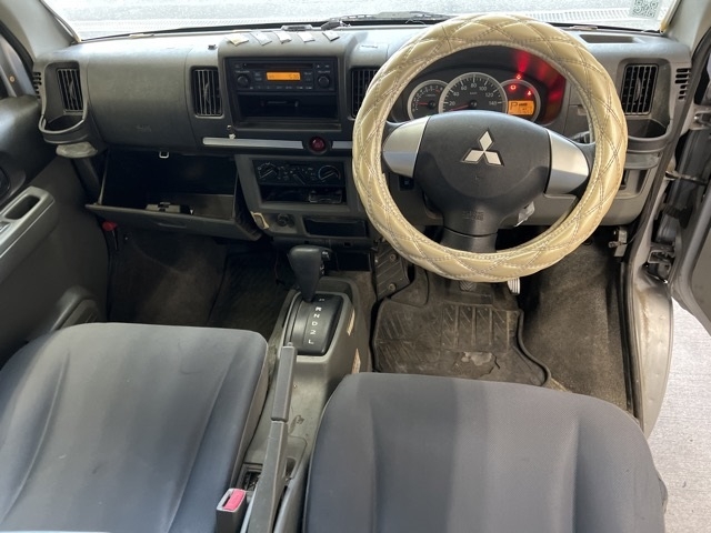 MITSUBISHI MINICAB