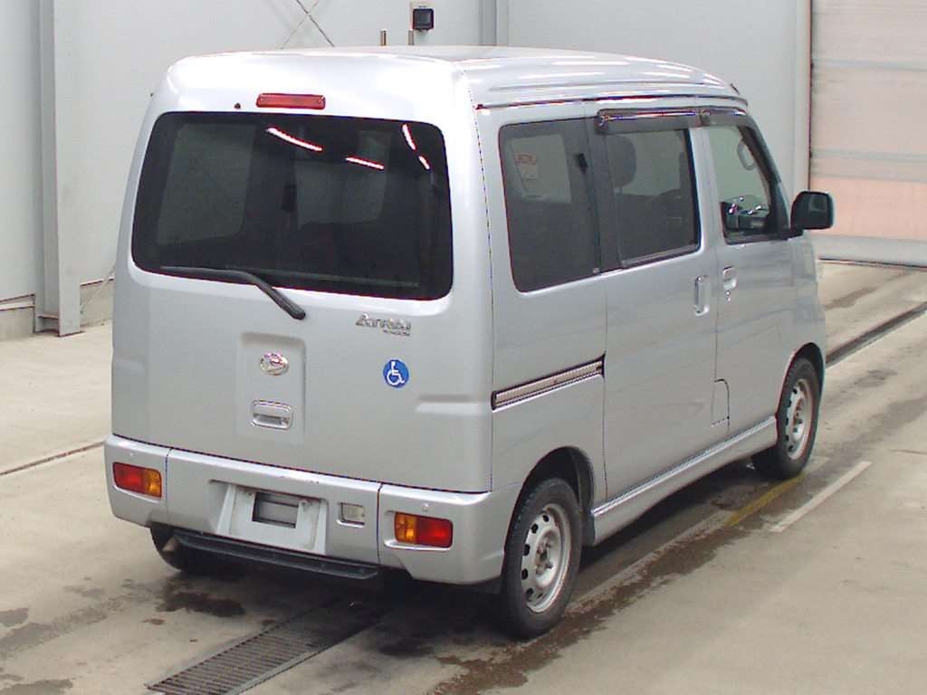 DAIHATSU ATRAI