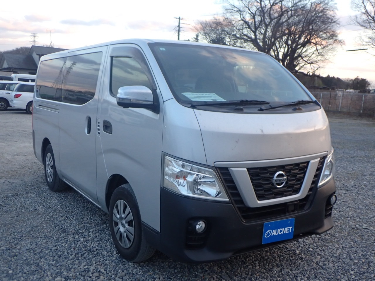 NISSAN NV350 CARAVAN