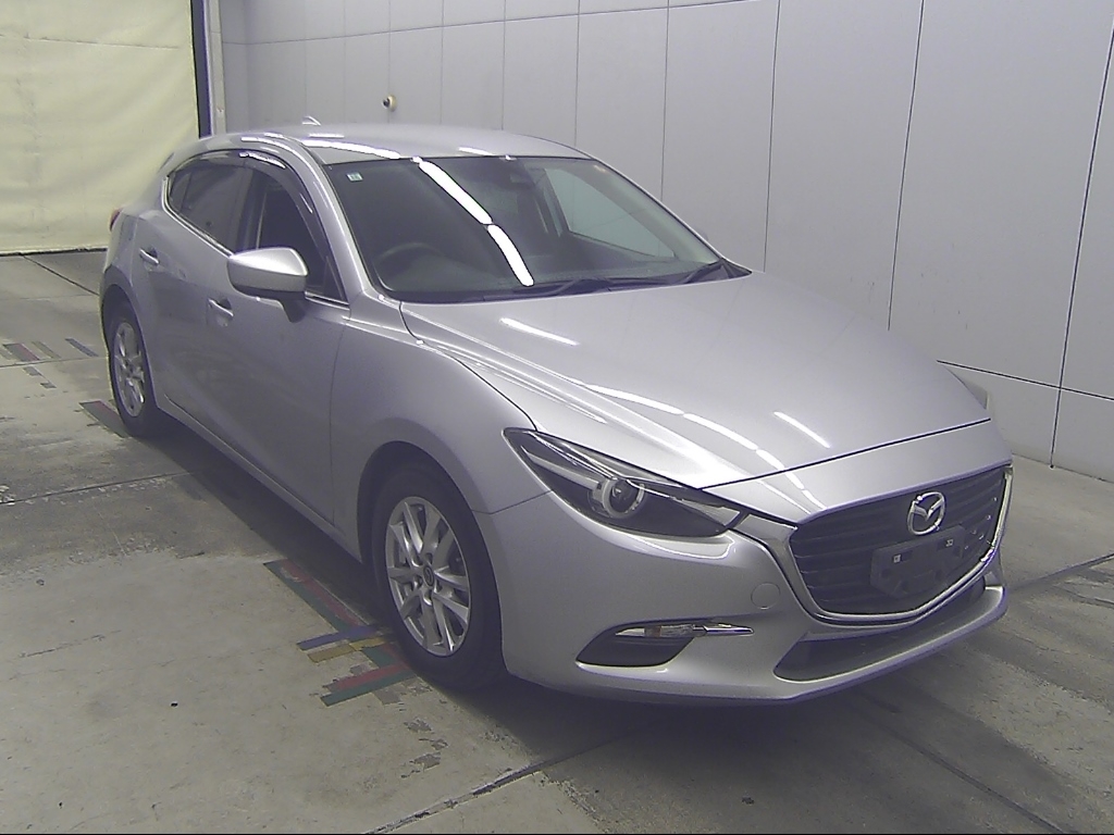 MAZDA AXELA