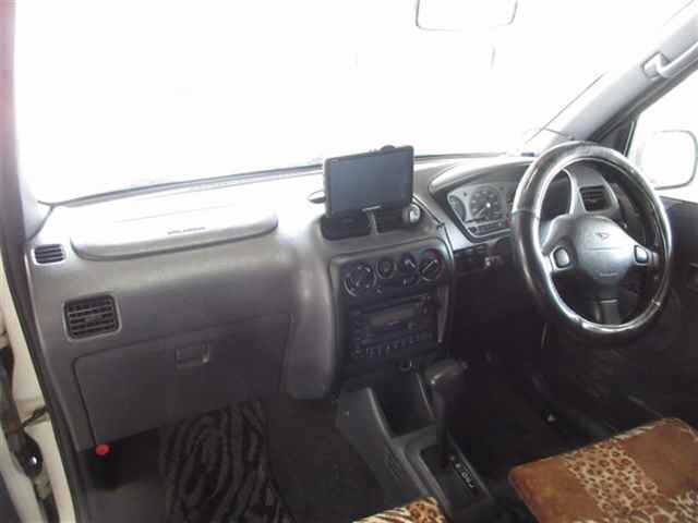 DAIHATSU TERIOS KID