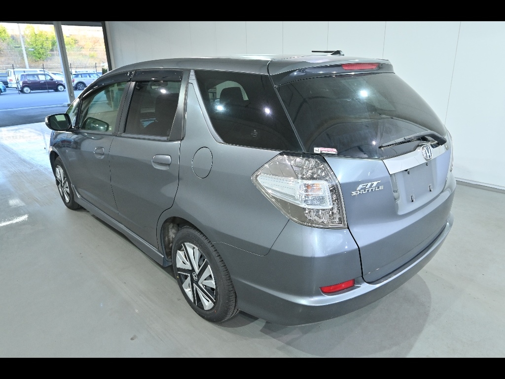 HONDA FIT SHUTTLE