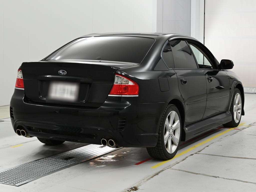SUBARU LEGACY B4