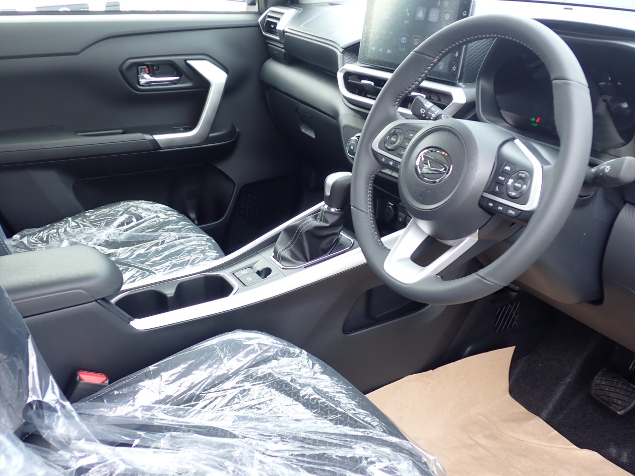 DAIHATSU ROCKY