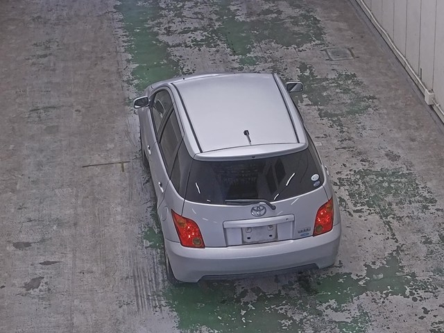 TOYOTA IST