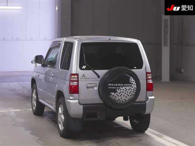 MITSUBISHI PAJERO MINI