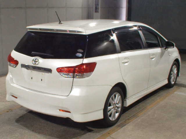 TOYOTA WISH