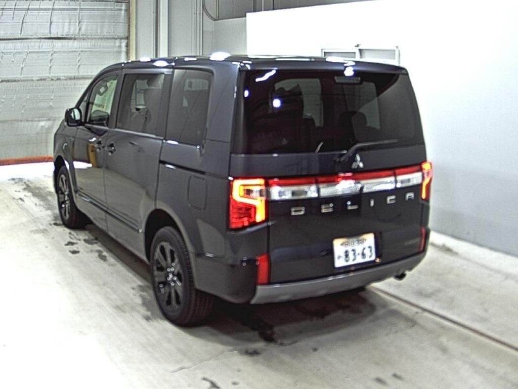MITSUBISHI DELICA D:5