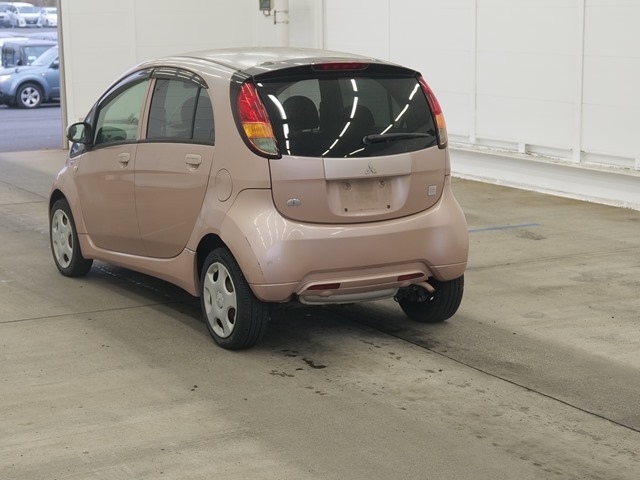 MITSUBISHI I
