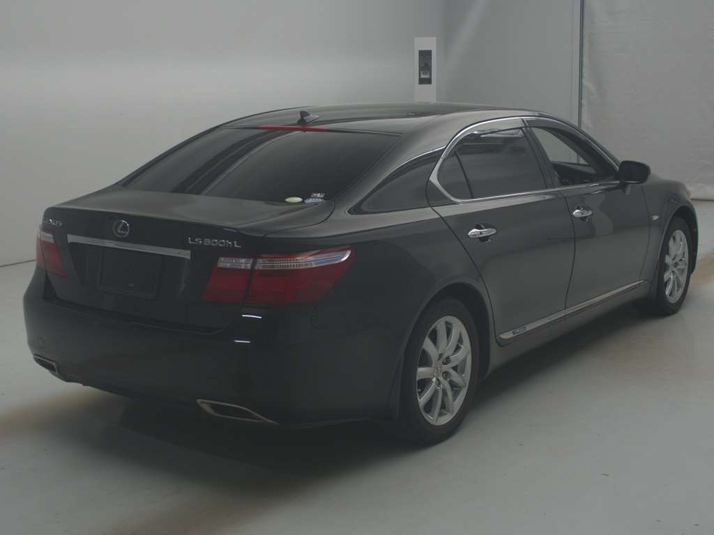 LEXUS LS600H