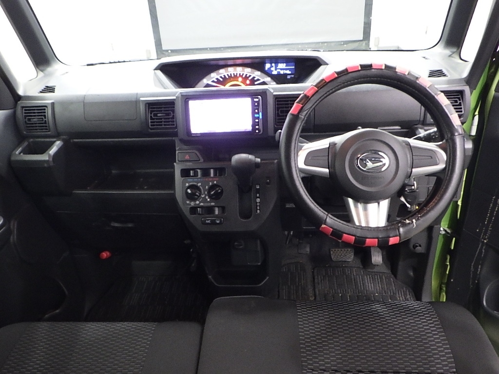 DAIHATSU WAKE