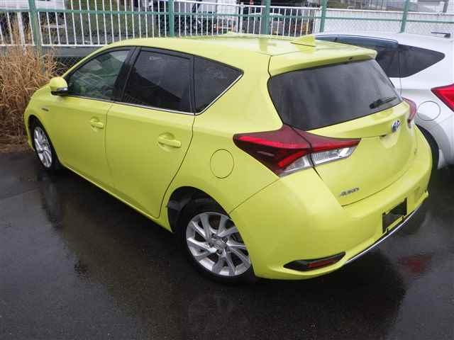 TOYOTA AURIS