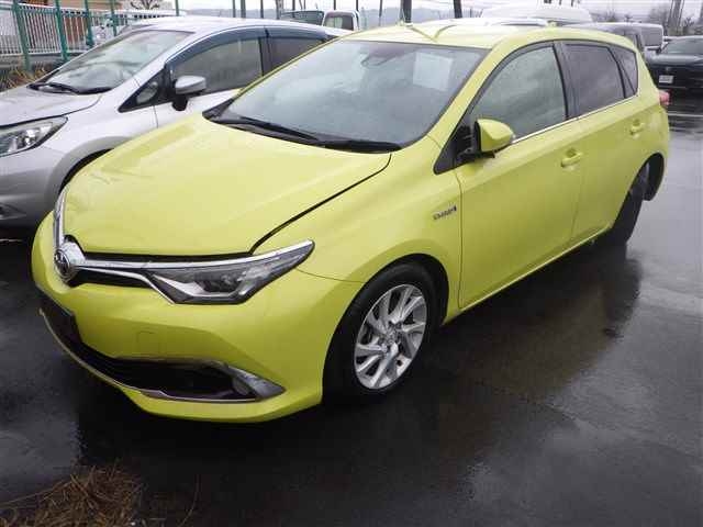 TOYOTA AURIS