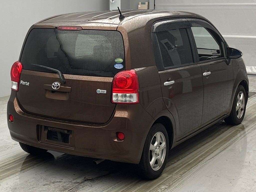 TOYOTA PORTE