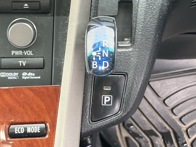 TOYOTA SAI