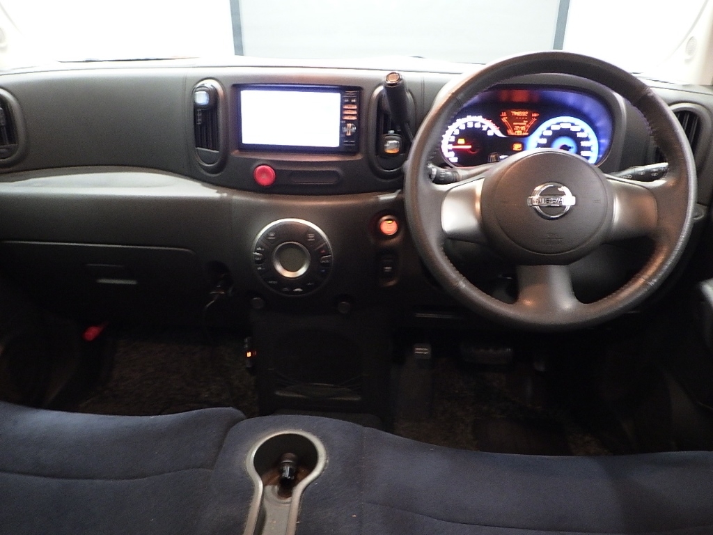 NISSAN CUBE