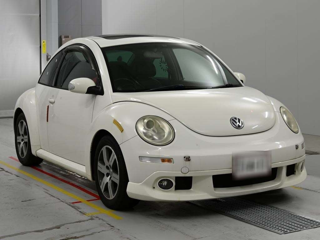 VOLKSWAGEN BEETLE